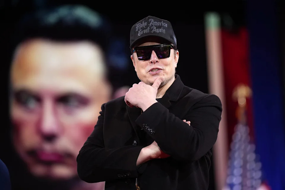 Tesla's stock is down for the ninth week in a row. BI readers got an early signal trouble was coming.