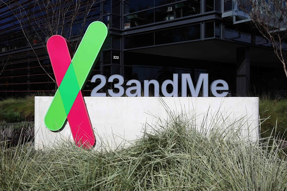 23andMe Stock Tumbles on Bankruptcy Filing, CEO Resignation