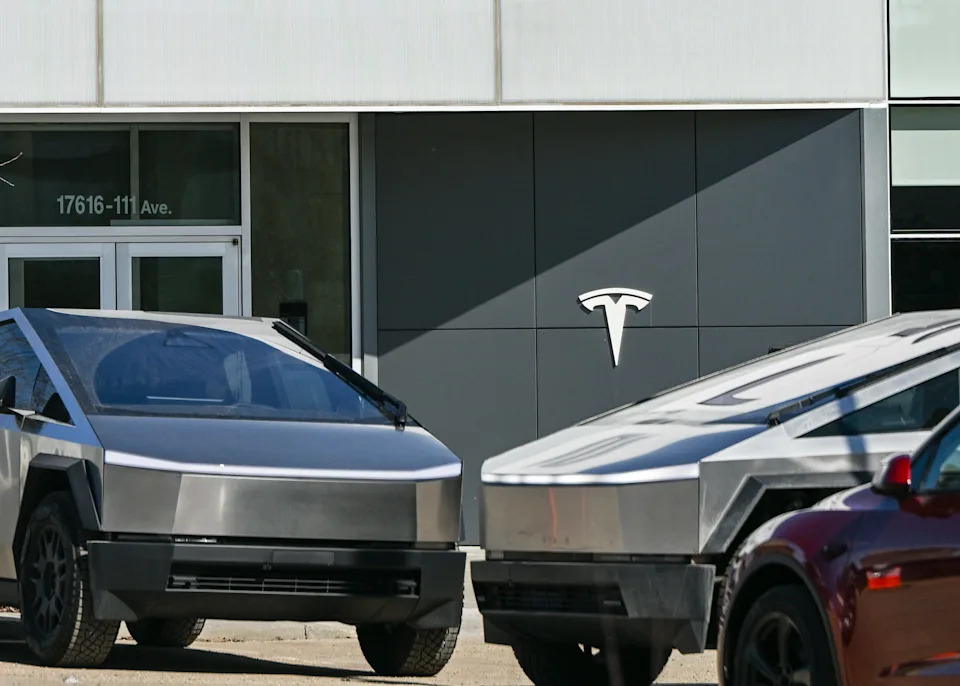 Wells Fargo sees 5 reasons investors should brace for Tesla stock to drop another 50%