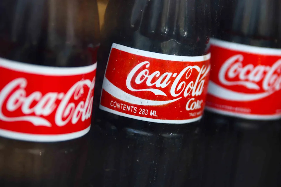 Coca-Cola, General Mills Lift Staples Stocks as Trump Tariffs Weigh on Markets