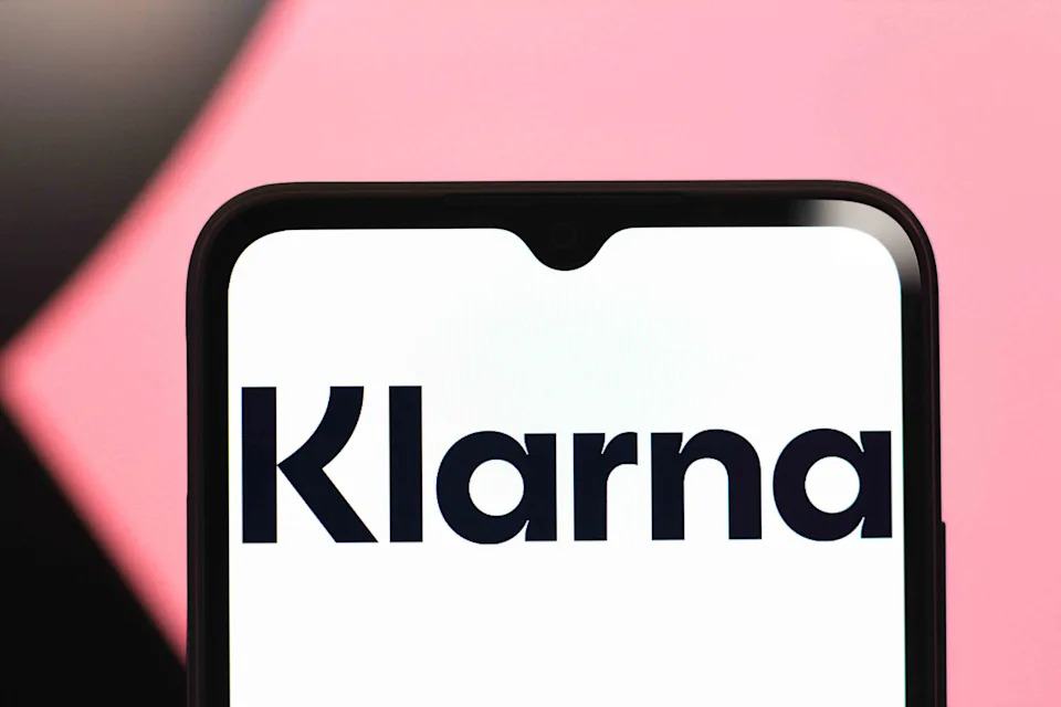 Klarna Pauses IPO, Report Says, a Blow to the 2025 Market for Deals