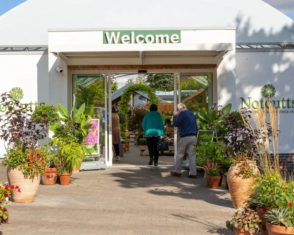 Warm weather and Easter weekend boosted UK spending in April, says Barclays