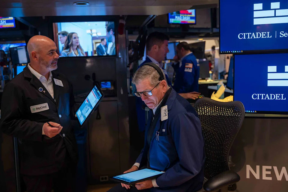S&P 500 Gains & Losses Today: Index Extends Gains as Tech Stocks Surge